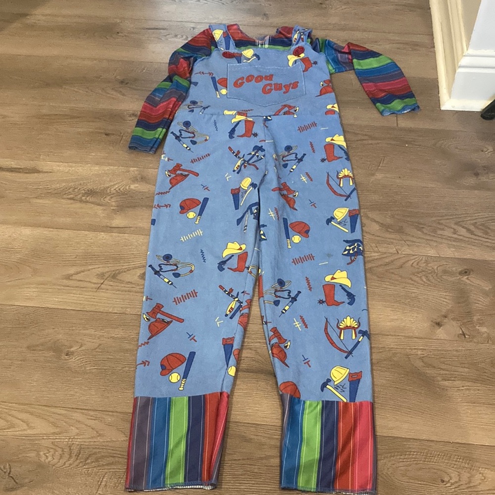 Chucky kids 14:16 XL costume! Great for Halloween!